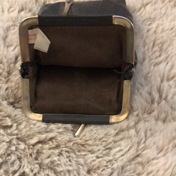 Vintage Double Compartment Coin Pouch - Picture 4 of 5